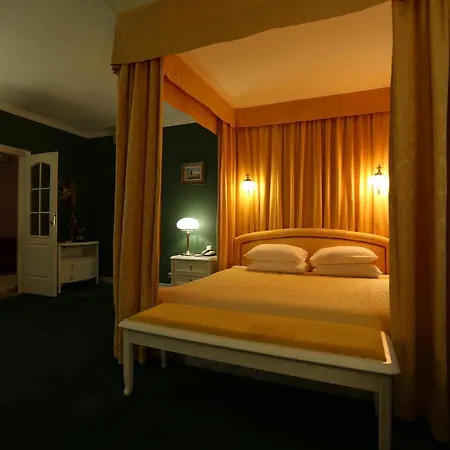Hotel Navaria Nova 4*